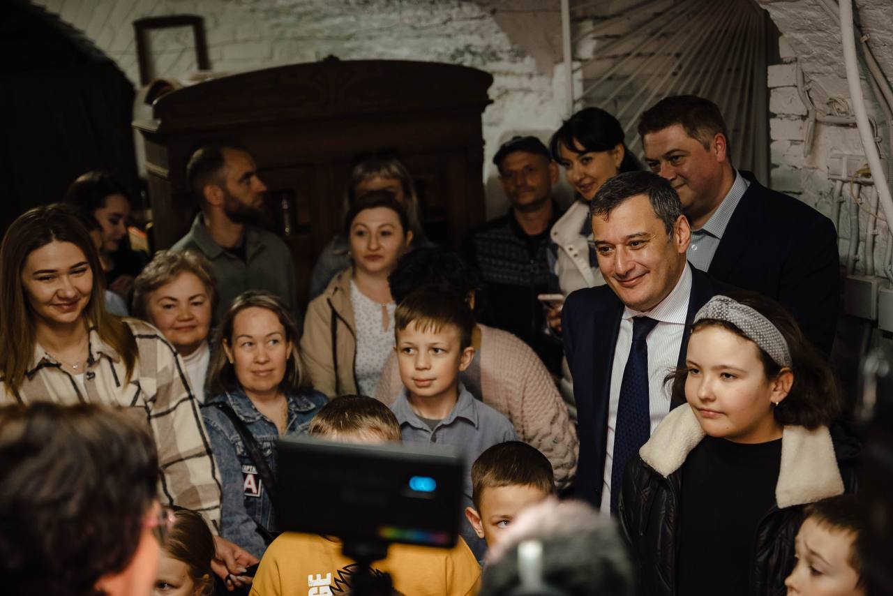 Александр Хинштейн посетил в Курске «Ночь музеев»