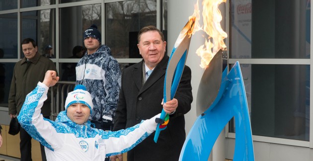 В Курске зажгли Паралимпийский огонь