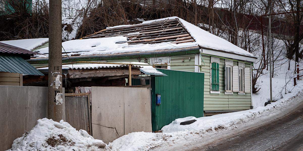 Владельцы трех домов на улице ВЧК  получили средства за жилье