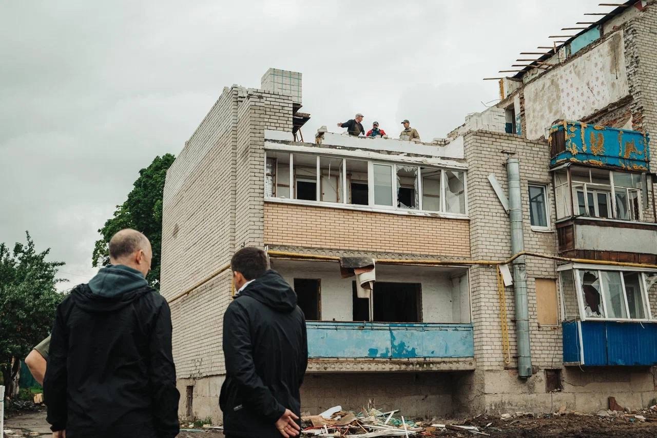 В Курской области продолжают восстанавливать разрушенные после атак ВСУ дома