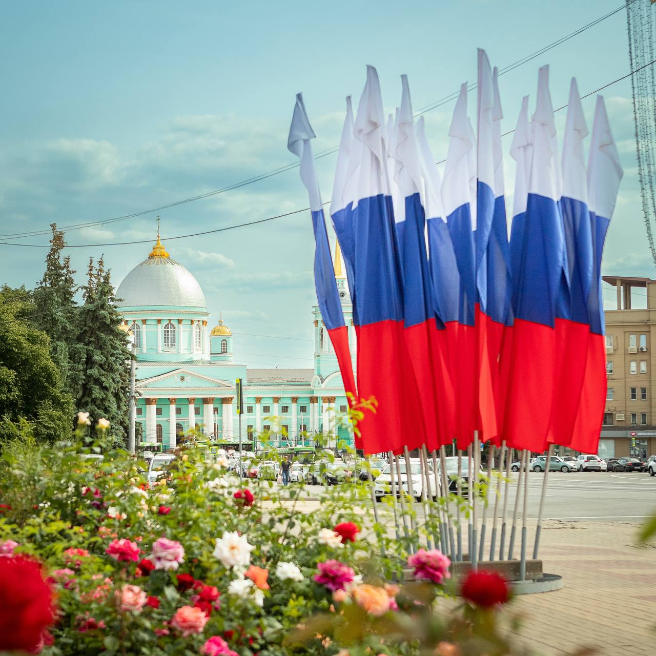Сергей Котляров пожелал курянам веры в процветание России