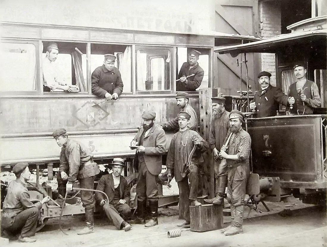 Курскому транспорту исполнилось 126 лет