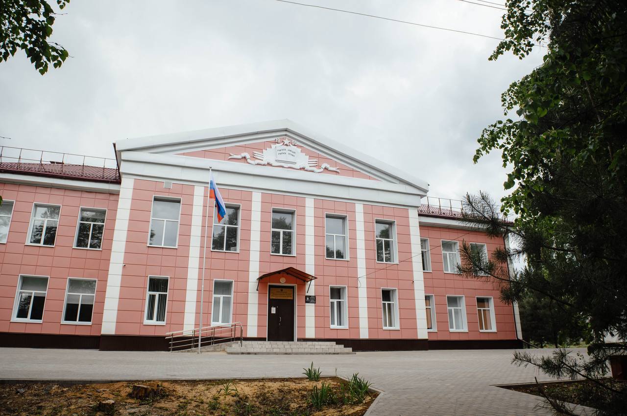 В Курской области подрядчику предложили исправить недостатки после капремонта школы за свой счёт 